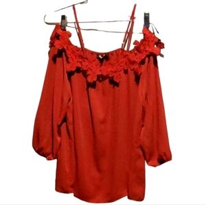 Ups & Downs Burgundy Dressy Floral Neckline Blouse Tops Medium Women‎ Pre-owned